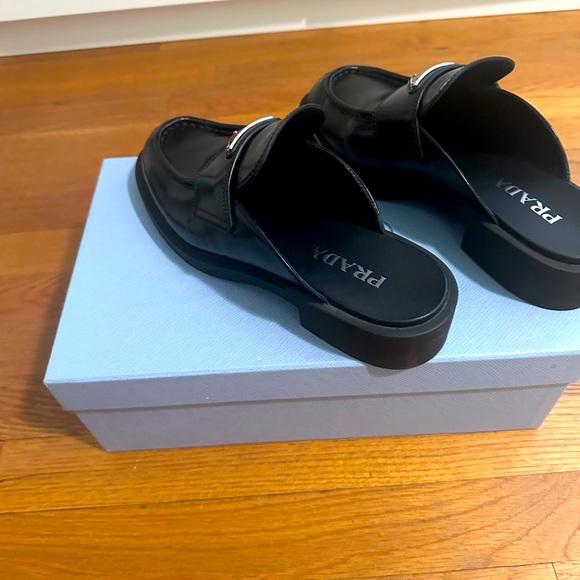 Prada women’s brushed mule - Picture 6 of 13